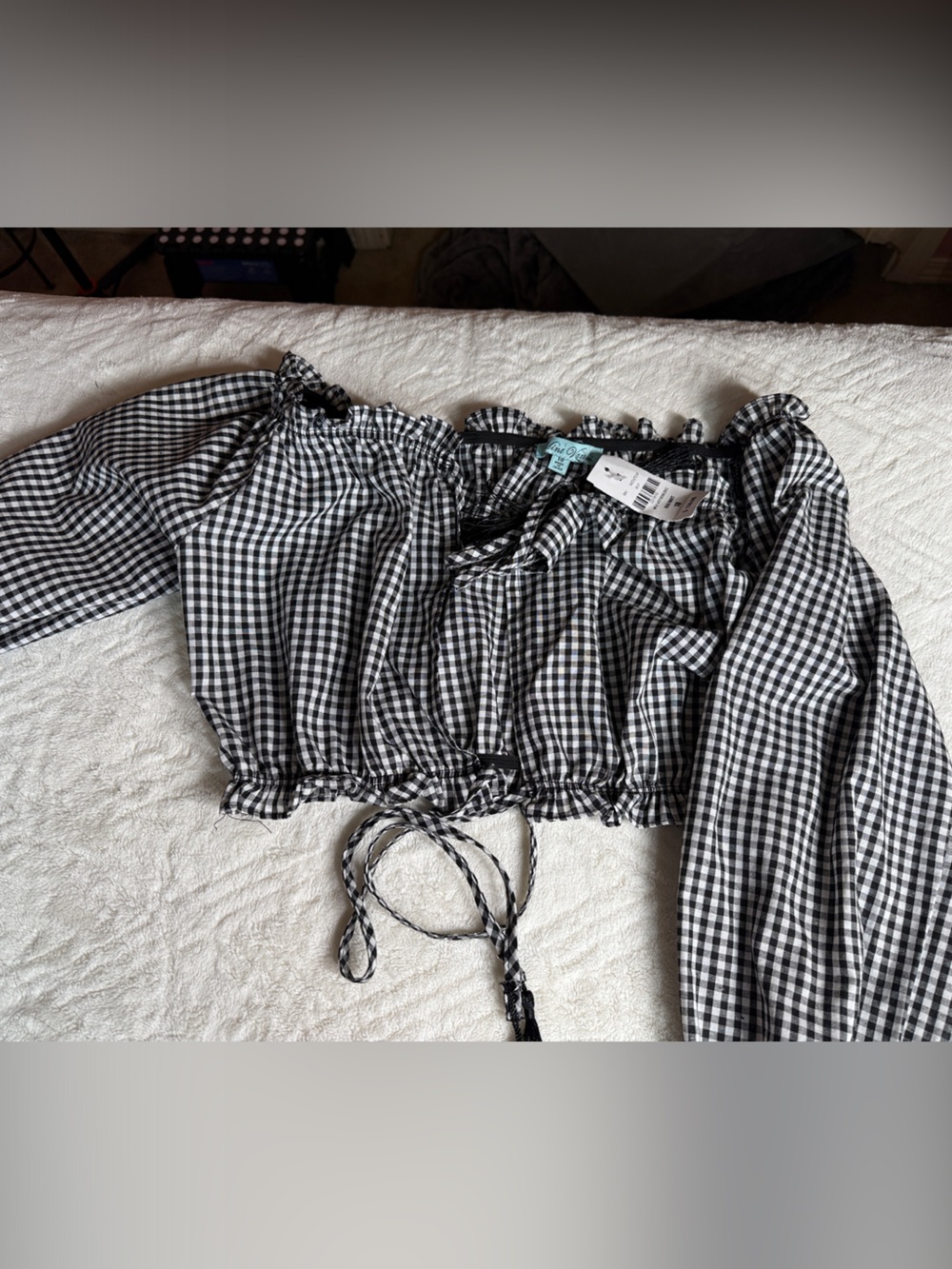 Gingham Off-Shoulder Drawstring Crop Top - Black/White